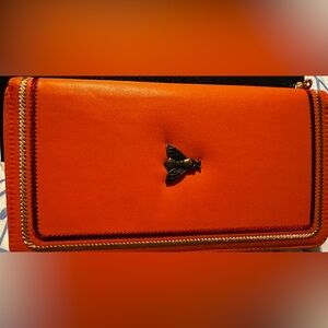 A Large Gostwo Wallet